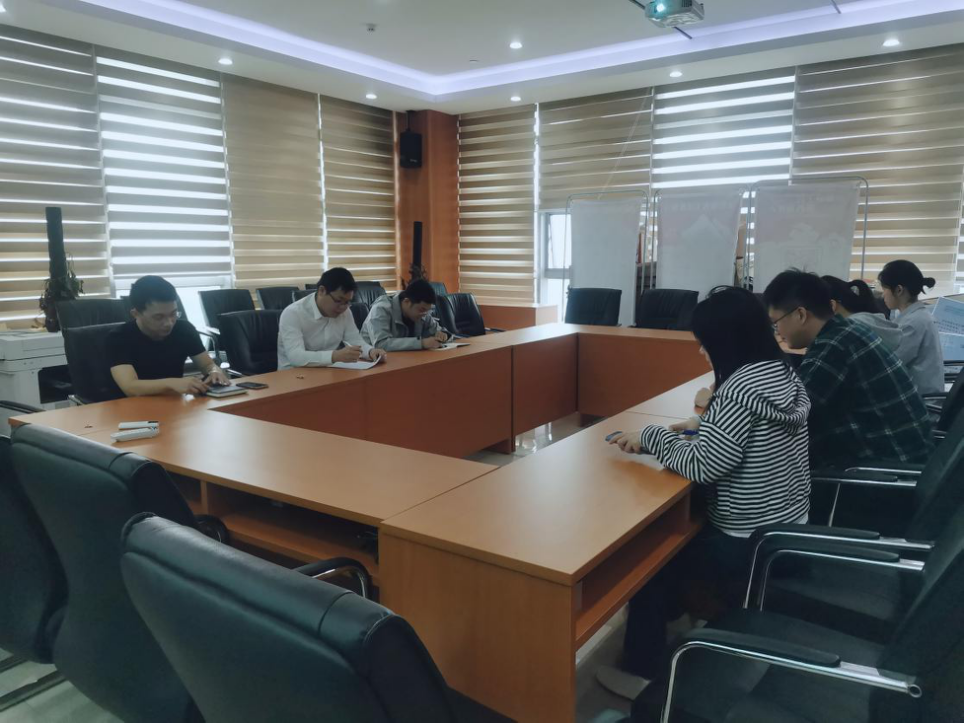 嘉宾：深圳市深汕特别合作区发展改革和财政局行财监督科科长刘秋根